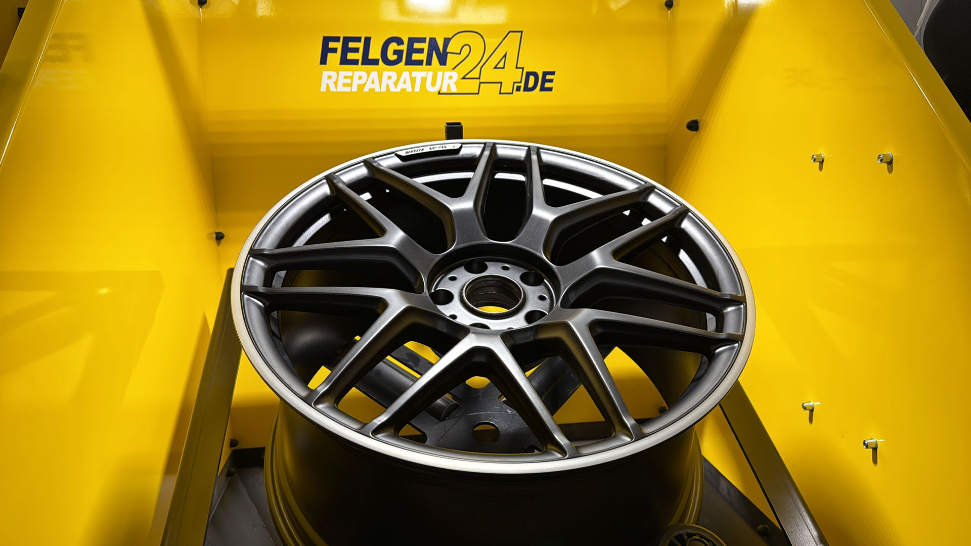 Felgenreparatur vom Profi - Kratzer, Bordsteinschäden, Instandsetzung